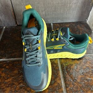 Altra Outroad 2 Men's Dark Green and Yellow Trail Running Shoes